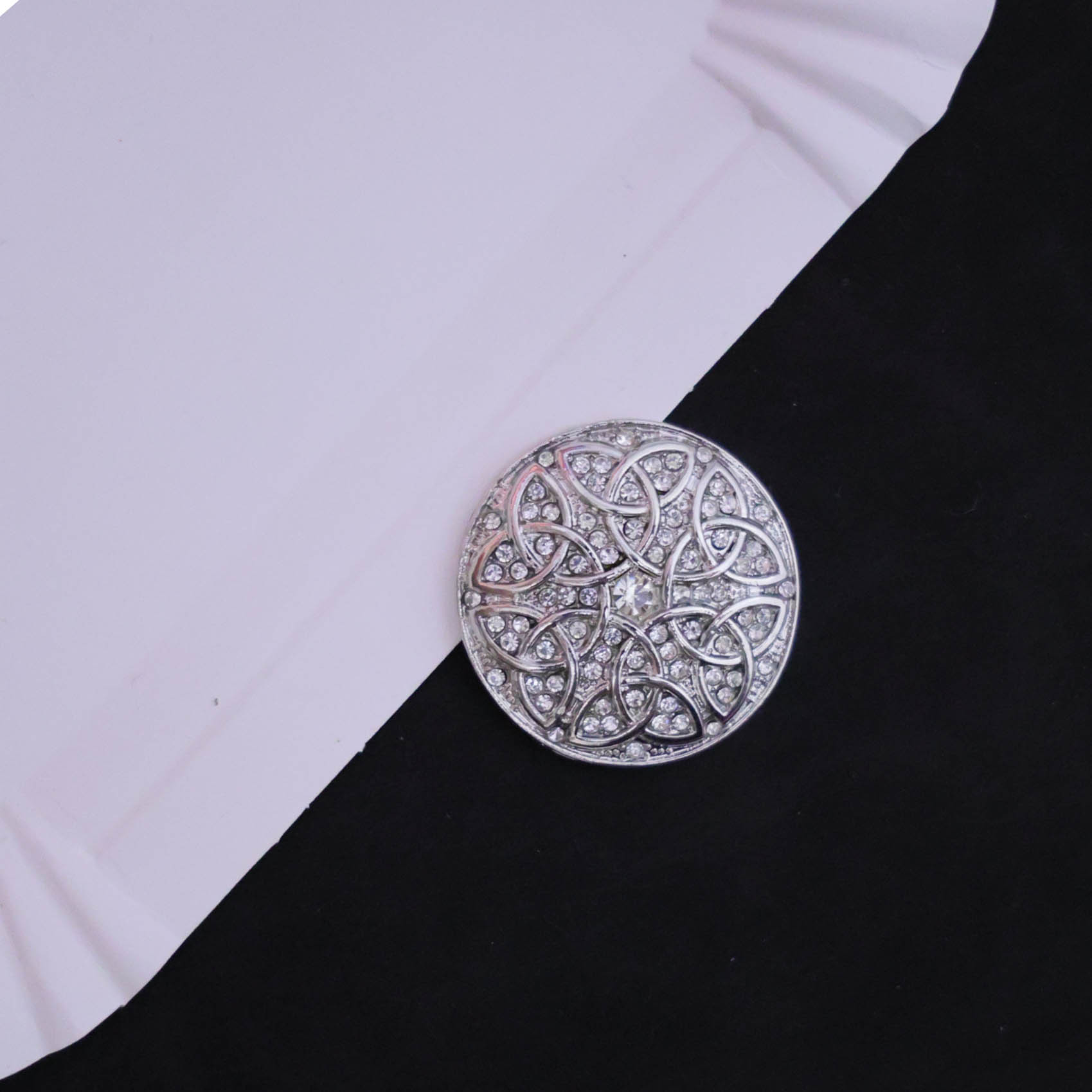 Ethnic Style Dresses - Broche magnético para vestido com padrão