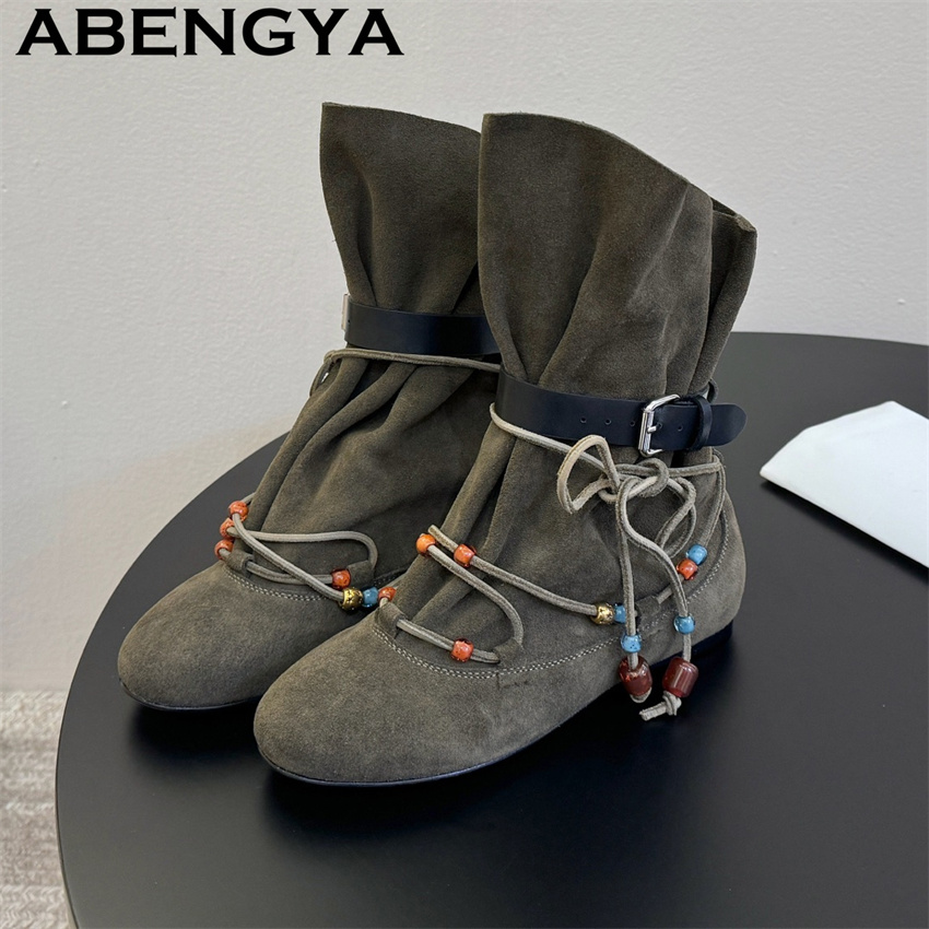 Botas de Cano Curto Femininas  - Ethnic Fashion Week avaliação e preço