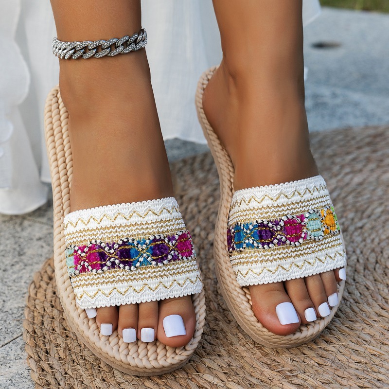 Chinelos Femininos para Uso Ex - Ethnic Fashion Designers avaliação e preço