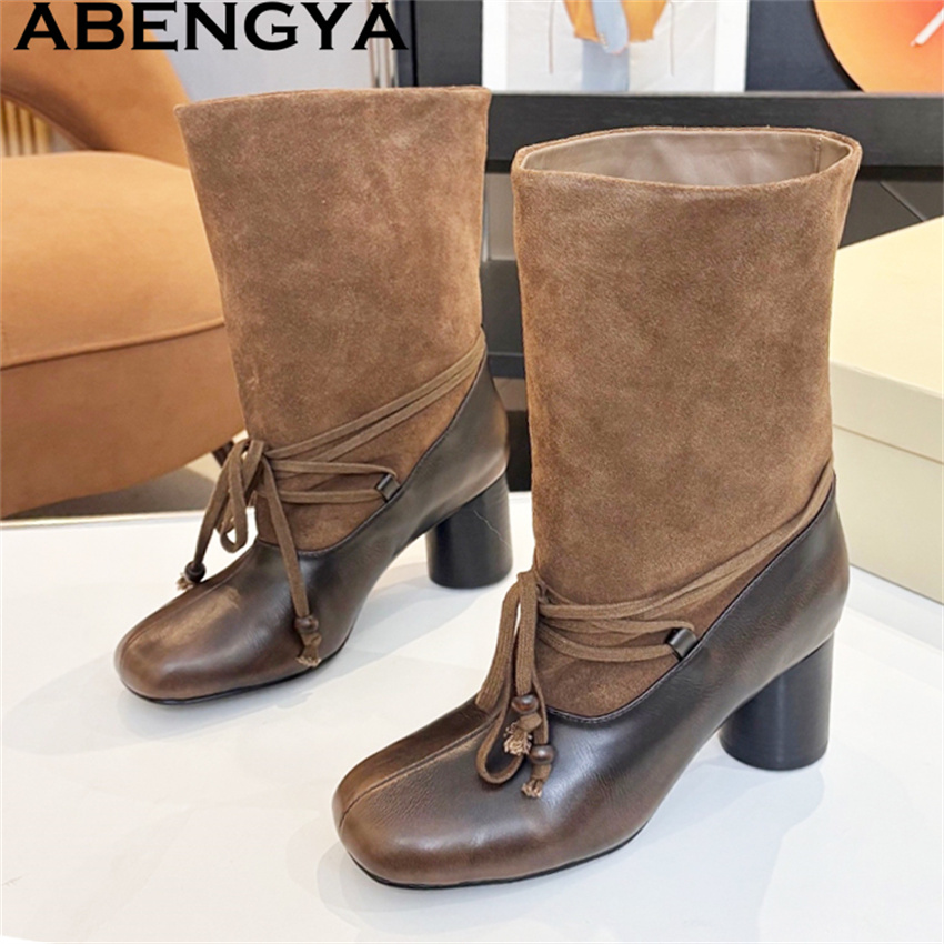 Botas de Cano Médio com Salto  - Ethnic Fashion Week avaliação e preço